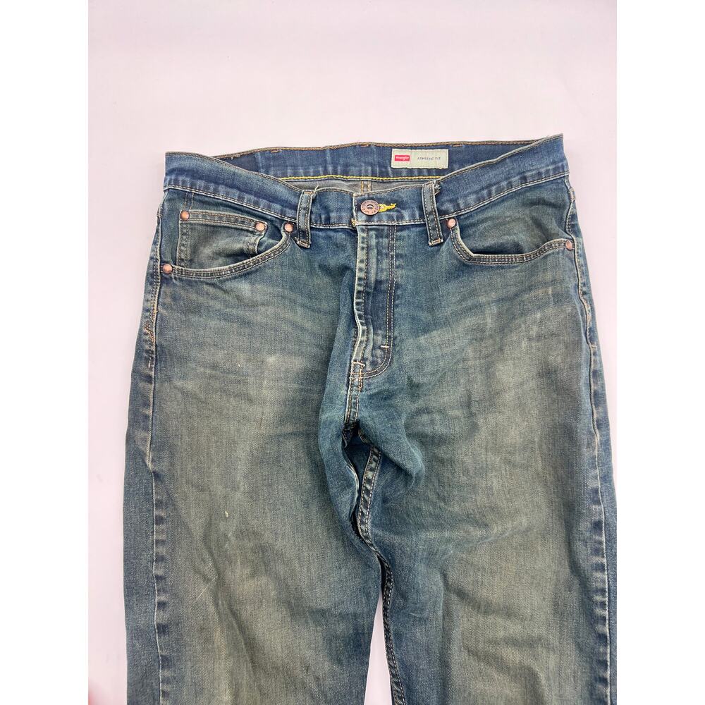 Wrangler Men's Athletic Fit Premium Quality Jeans Size 34 x 32 - Picture 5 of 9
